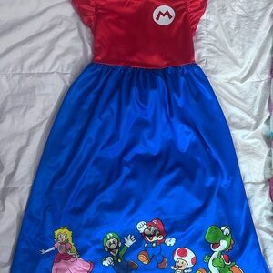 Nintendo Super Mario Nightgown